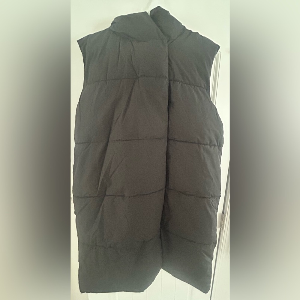 Primark Black Puffer Vest